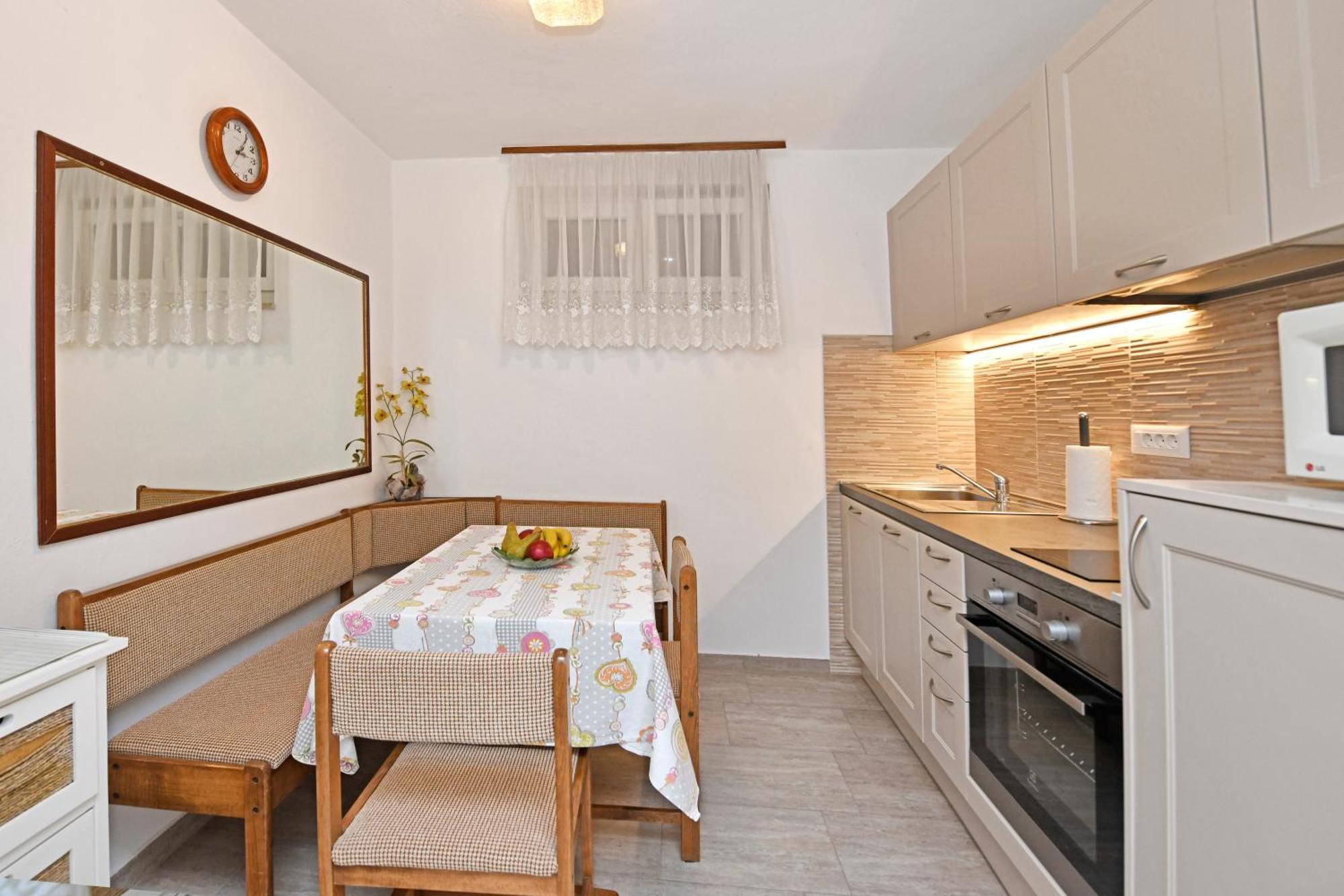 Apartment Slavica Vrvari Poreč Oda fotoğraf
