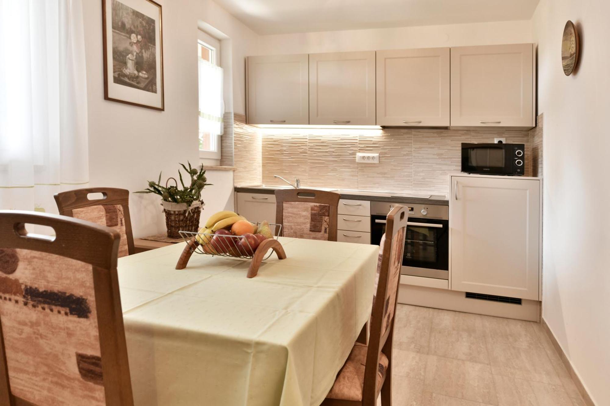 Apartment Slavica Vrvari Poreč Oda fotoğraf